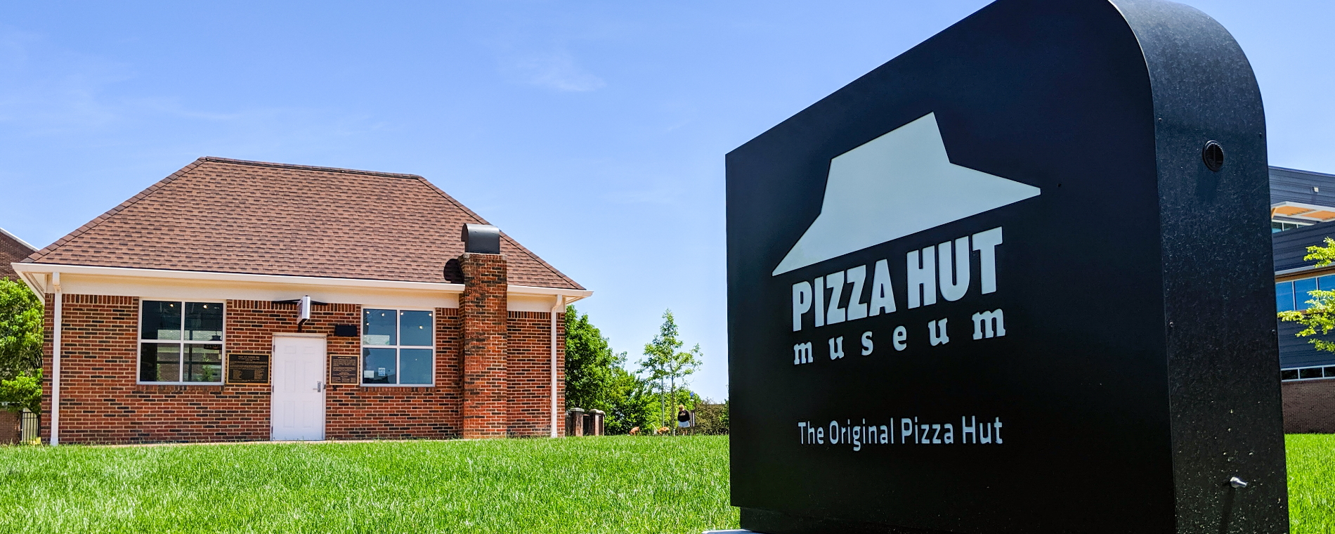 Original Pizza Hut Building