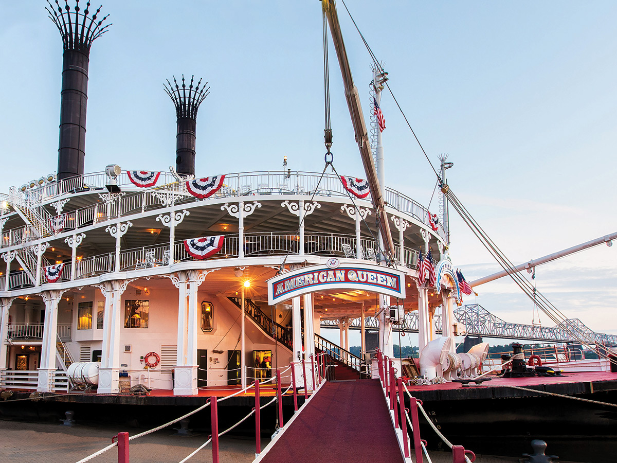 American Queen Steamboat on the Mississippi River